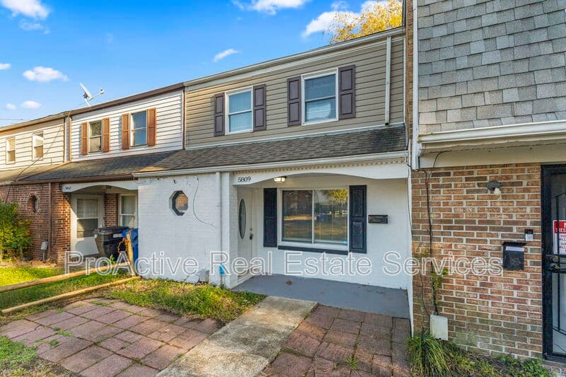 Virginia Beach Townhome: 5809 Layton St