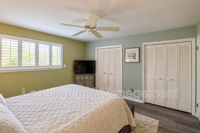 Charleston Townhome: 5 Townpark Lane