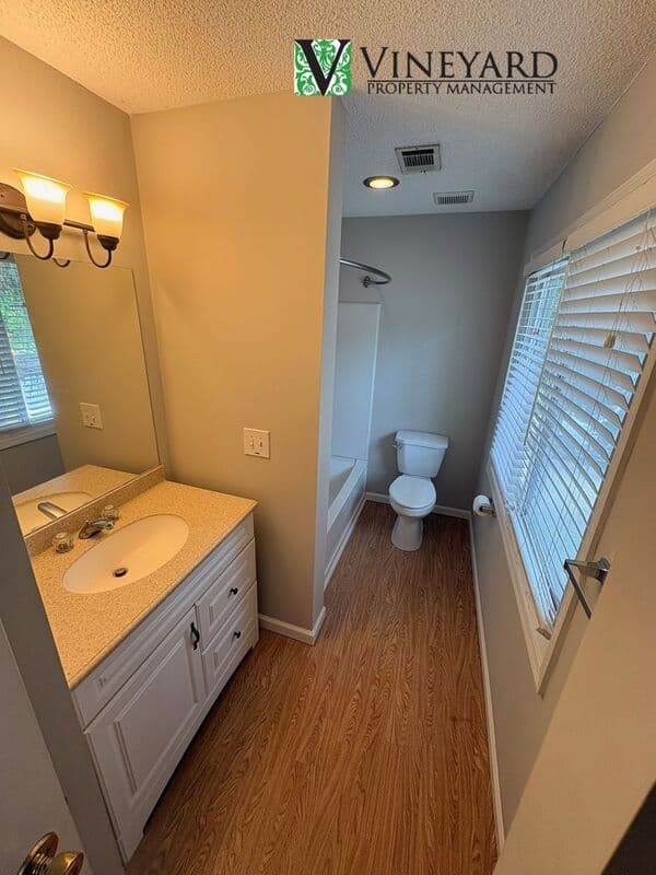 Kennesaw Townhome: 6085 Sand Wedge Circle NW