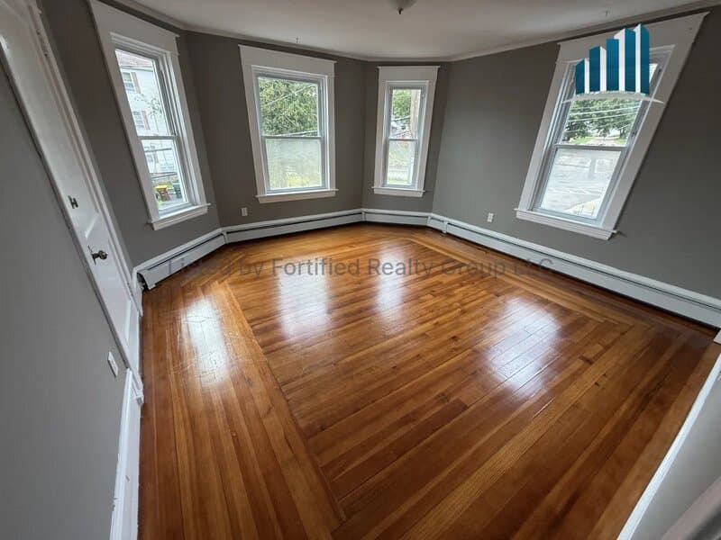 Fall River Condo: 76 Angell St