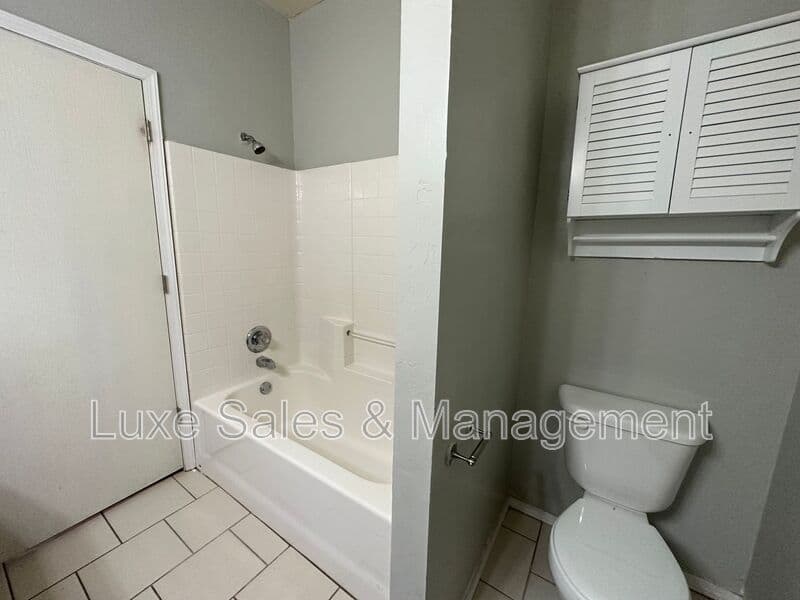 Oklahoma City House: 1735 West Palm Place