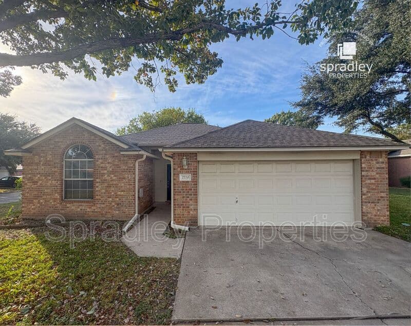 Temple House: 2720 Crestwood Ct
