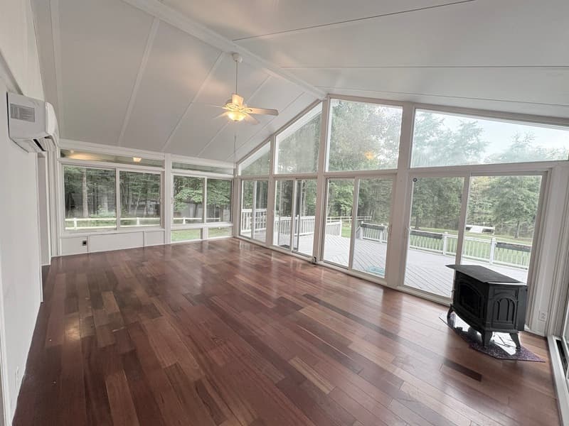 Blythewood House: 311 Derrick Ln