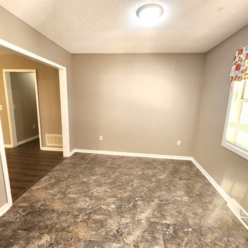 Taylors House: 24 Lee Way