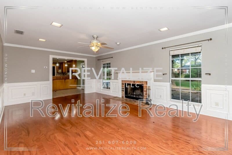 Mobile House: 2949 Cloverland Ct