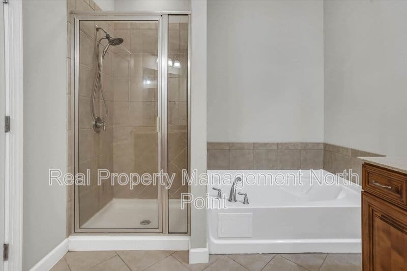 Decatur House: 3026 Eltham Pl