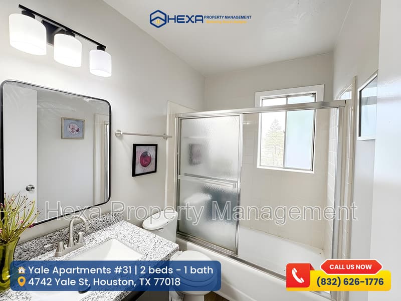 Houston Condo: 4742 Yale St.
