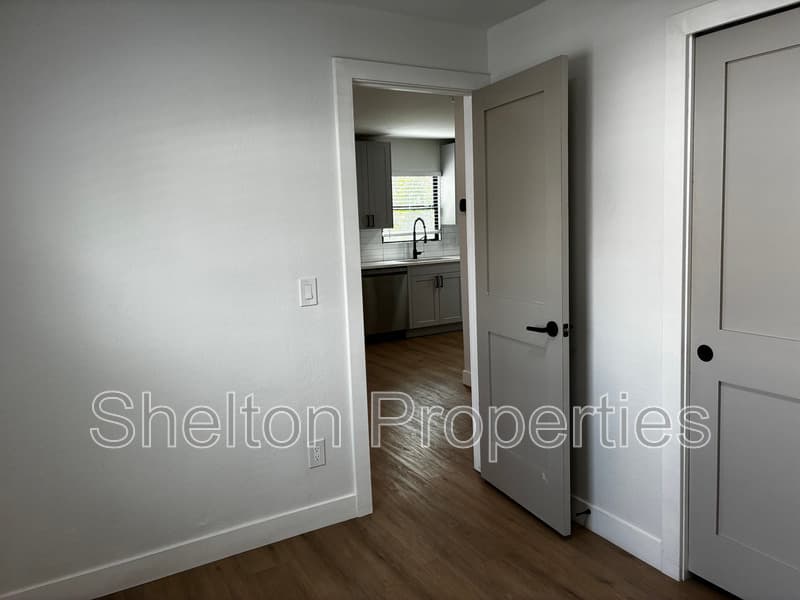 Phoenix House: 614 N 10th Ave Unit A