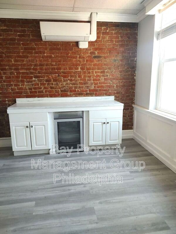 Philadelphia Condo: 1003 S 13th St