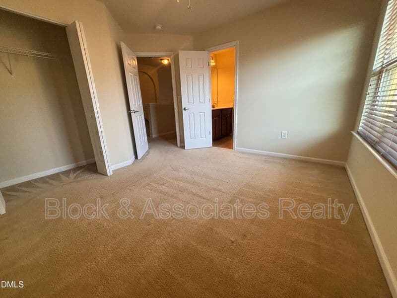 Wake Forest House: 1429 Kirkwood Hill Way