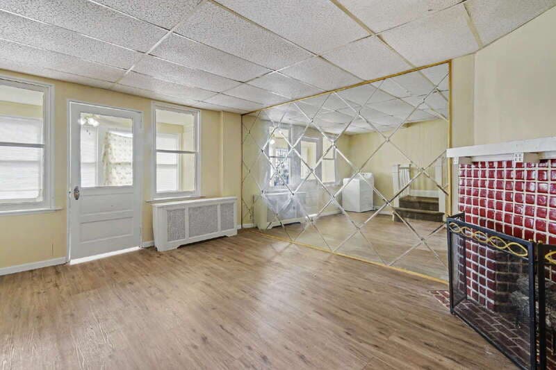 Philadelphia House: 5335 Willows Avenue