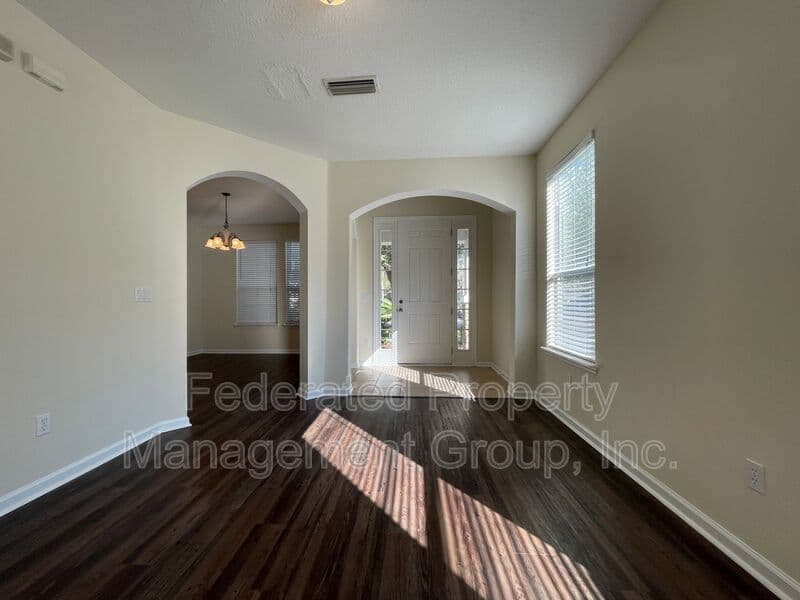 ST AUGUSTINE House: 3125 EAST BANISTER RD.