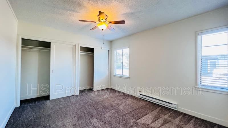 Richland Condo: 1213 George Washington Way