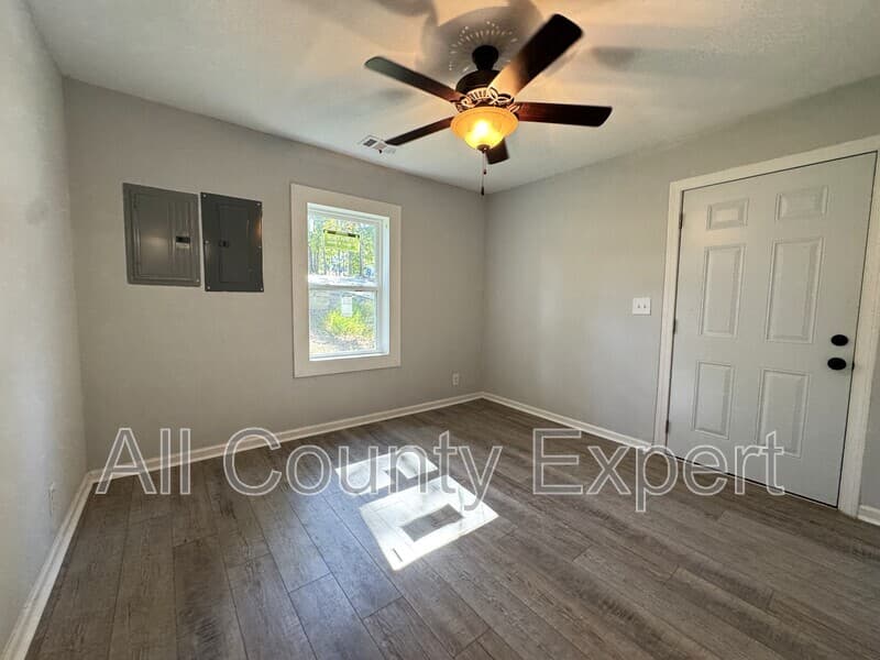 Flowery Branch House: 6525 Bermuda Lane