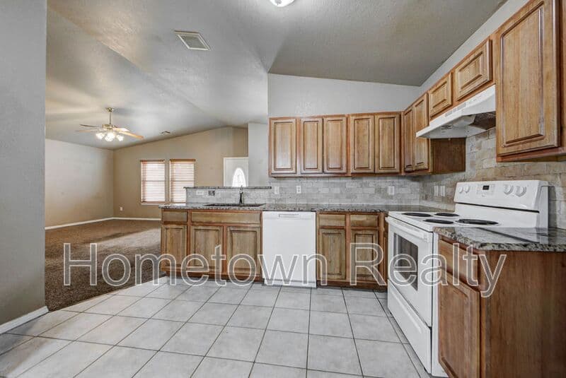 Edmond House: 1617 NW 148th Street