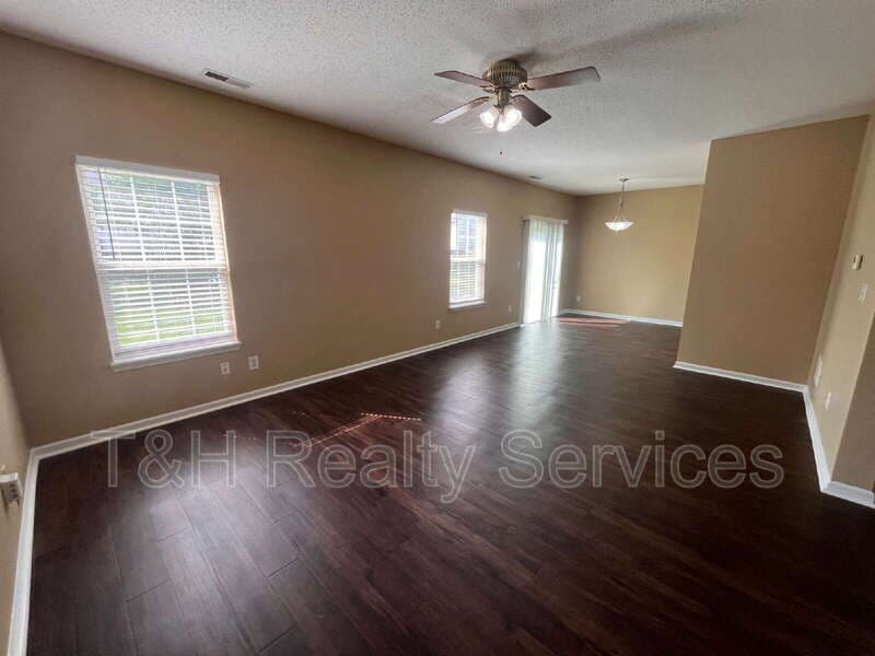 Indianapolis House: 7212 Parklake Place