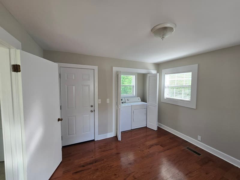 Ooltewah House: 4094 University Drive