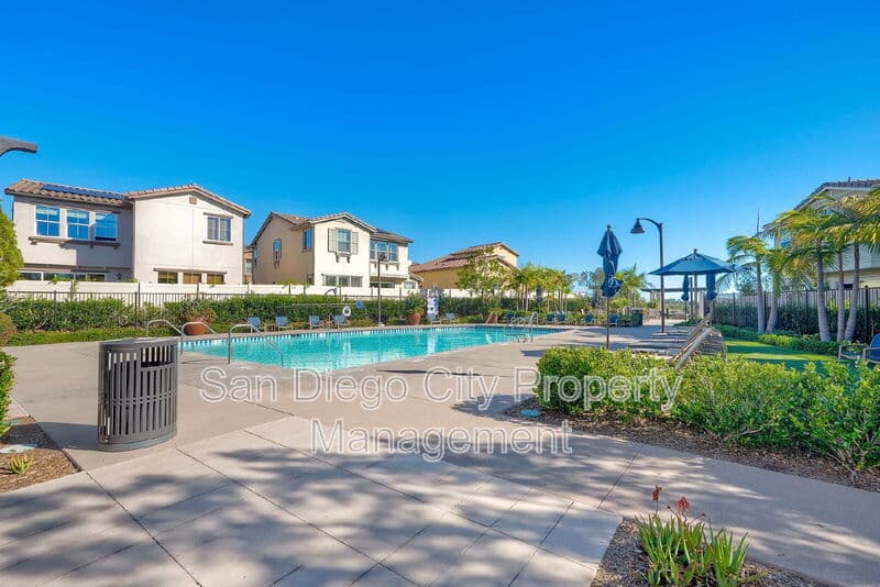 Carlsbad House: 1817 Artemisia Ct