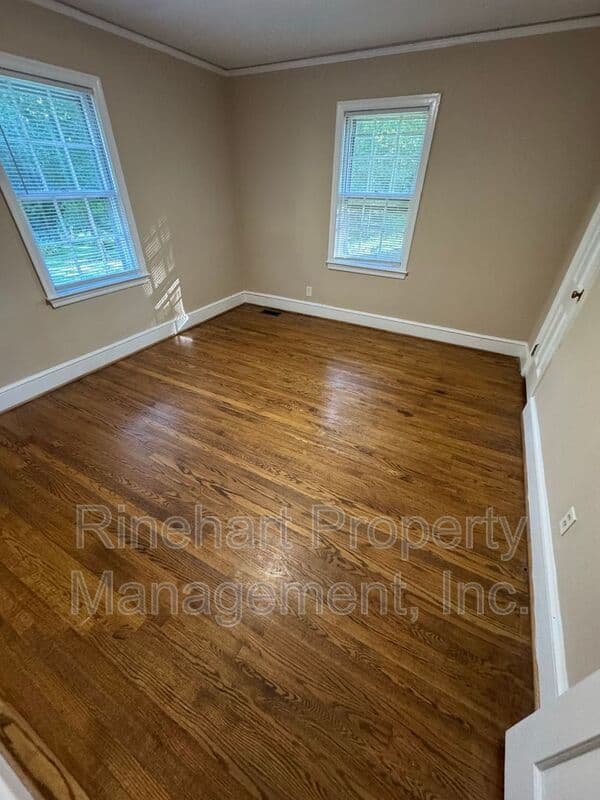 Rock Hill House: 3016 Hilton Road