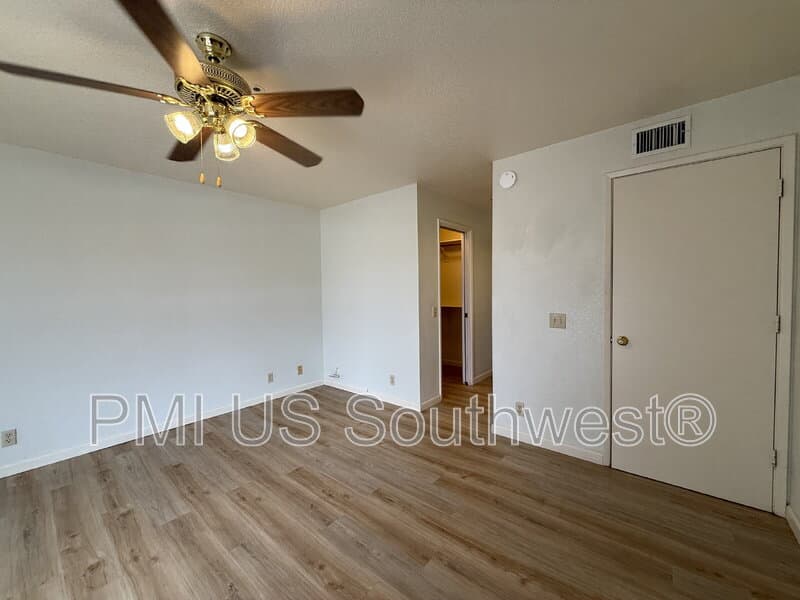 Bullhead City Condo: 1611 Highway 95