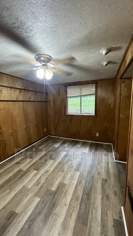 Cranberry Twp House: 421 Mary St