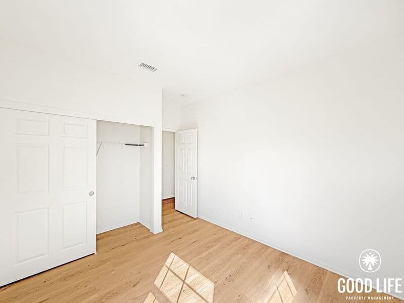 Poway House: 12229 Juniper Way
