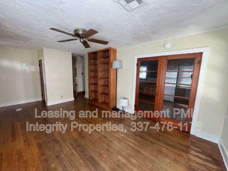 Lafayette House: 235 Henry Street