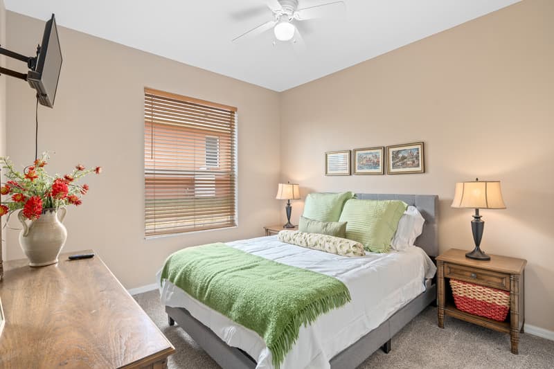 Davenport House: 825 Wildflower Rd