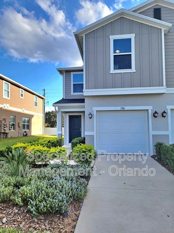 Davenport Townhome: 1316 Mirabella Cir