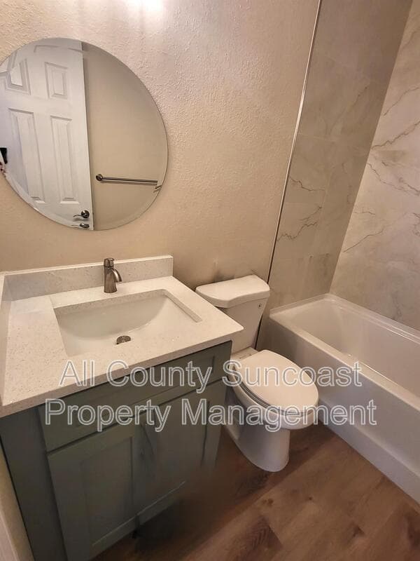 St.Petersburg House: 2444 14th Ave S