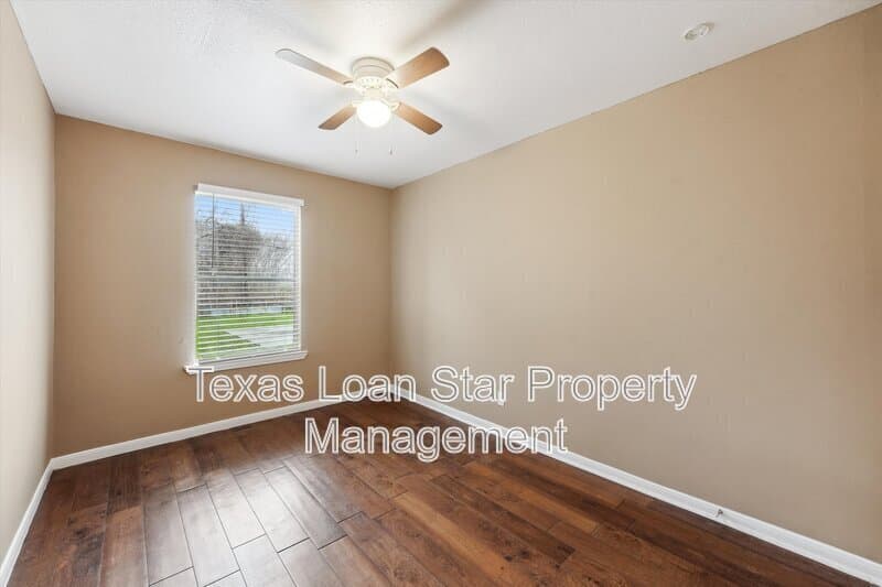 Houston House: 1107 Defender Street