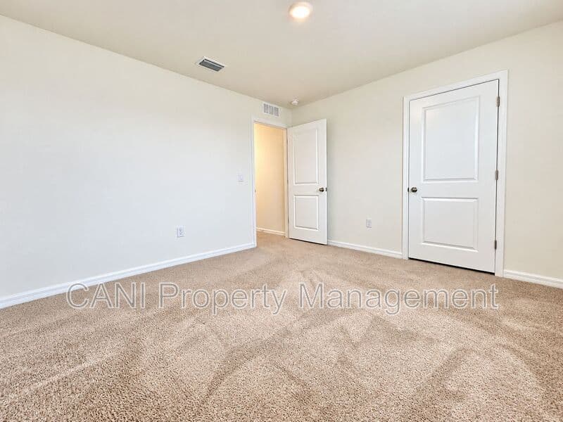 Wimauma House: 16535 Windmill Forge Pass