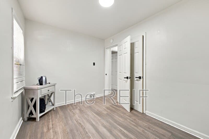 Detroit House: 20225 Terrell Ave
