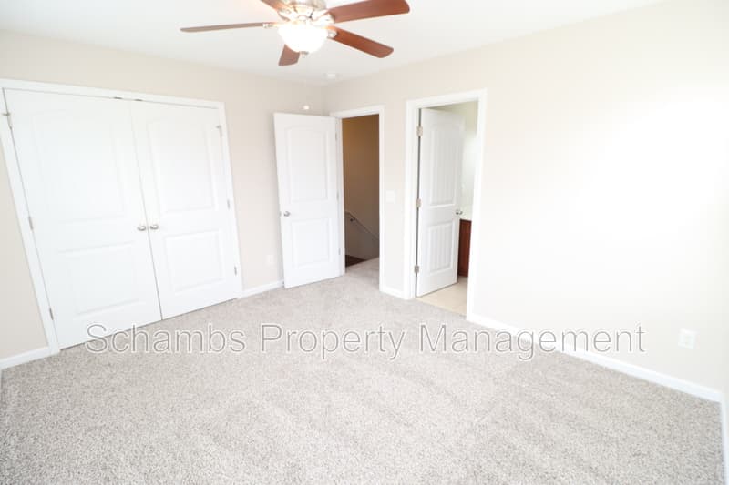 Cary House: 5045 Lalex Ln