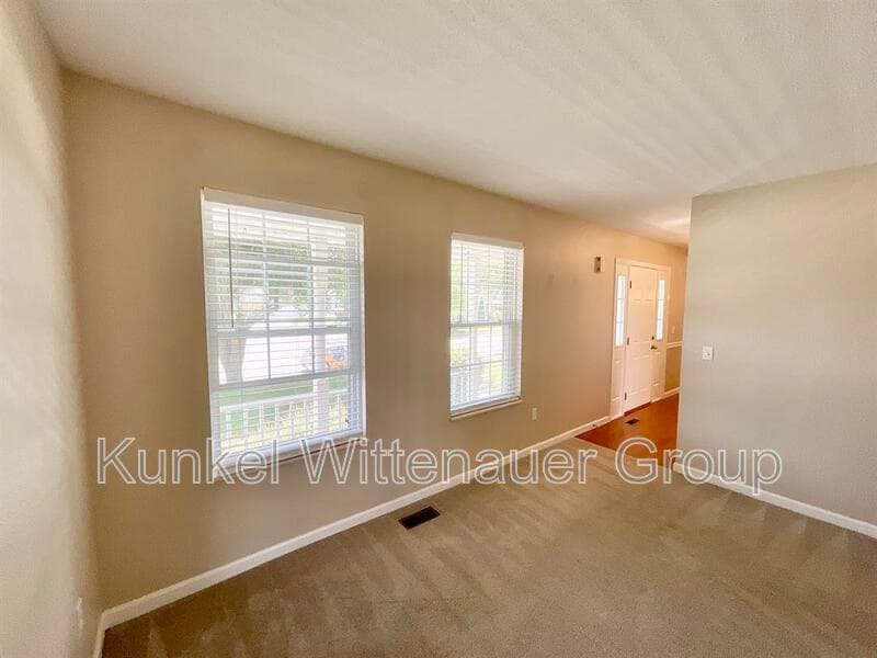 O'Fallon House: 150 Knob Creek Lane