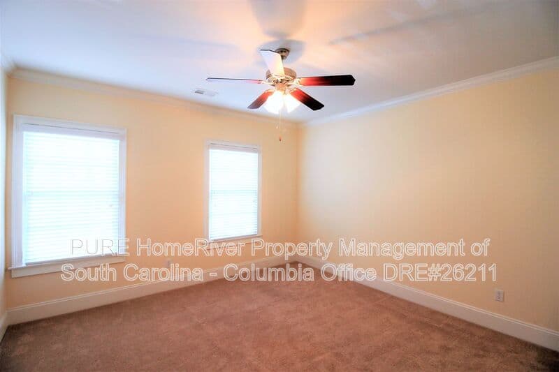 Columbia House: 395 Highland Point Drive