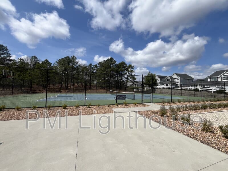 Coram Townhome: 25 Willow Drive
