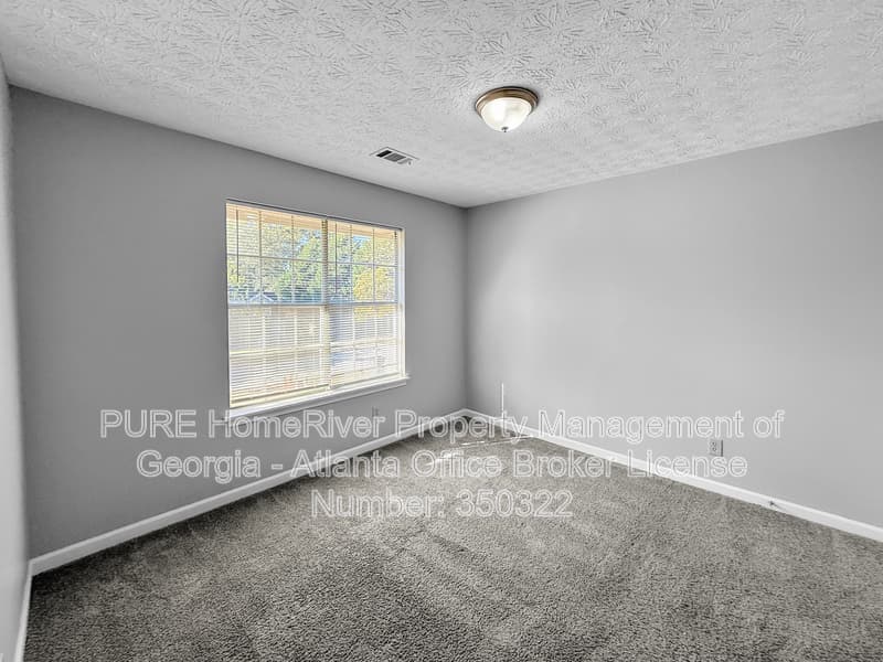Riverdale House: 8432 Cedar Creek Rdg