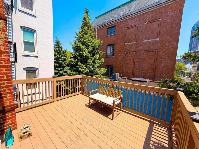 Jersey City Condo: 440 Jersey Ave