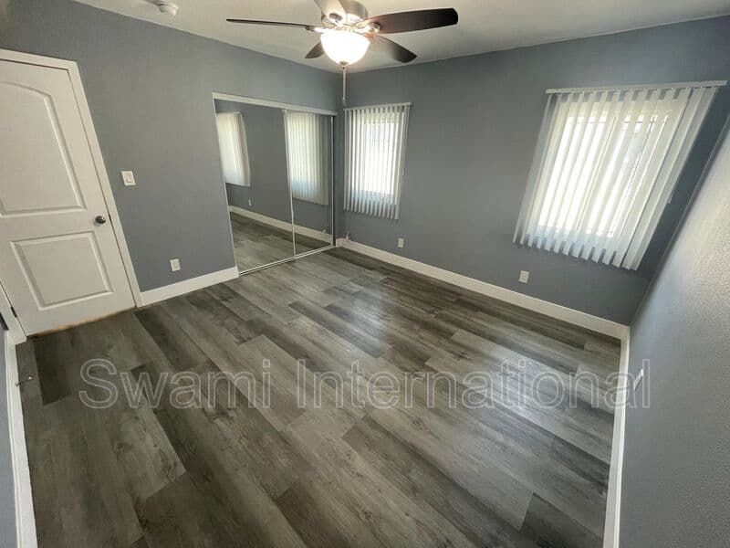 Los Angeles Condo: 1031 W. 102nd St.