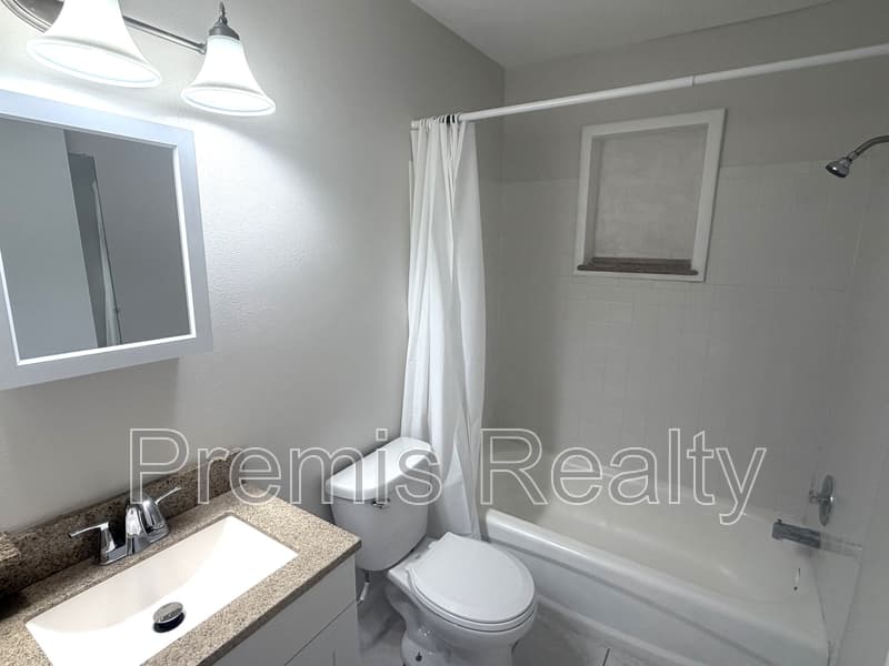 Clearwater Condo: 1356 Boylan Avenue A