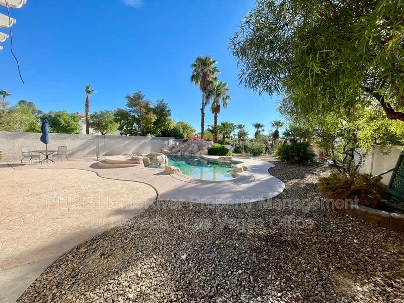 Las Vegas House: 4748 Hamburg St.