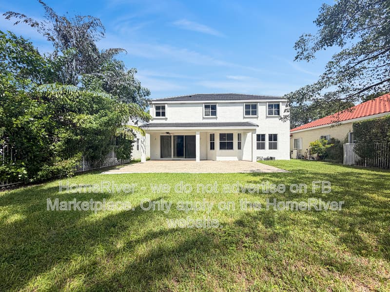 Weston House: 4332 Fox Holw