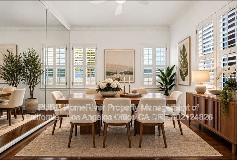 Los Angeles House: 1534 Hayworth Ave