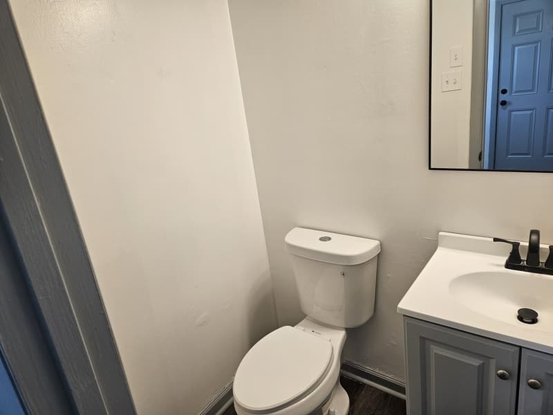 Raeford House: 415 College Drive