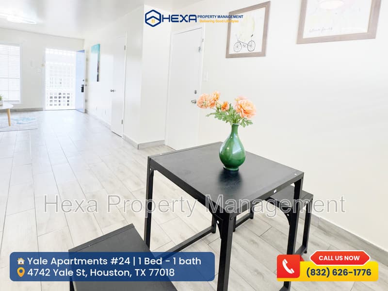 Houston Condo: 4742 Yale St