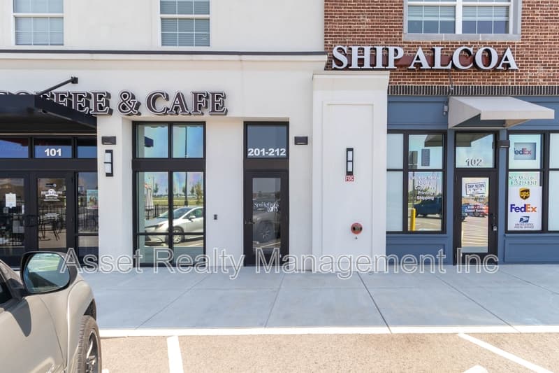 Alcoa Condo: 1120 Franck Street - 205