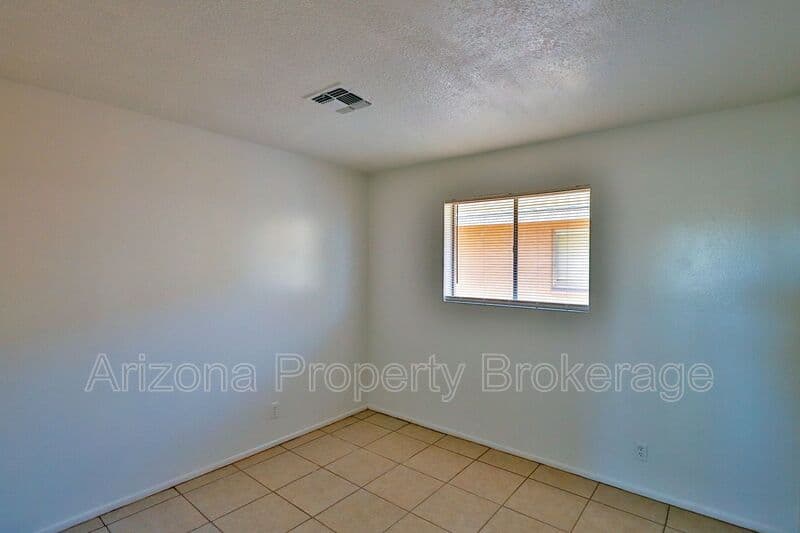 Phoenix Condo: 1702 W. Vogel Ave.