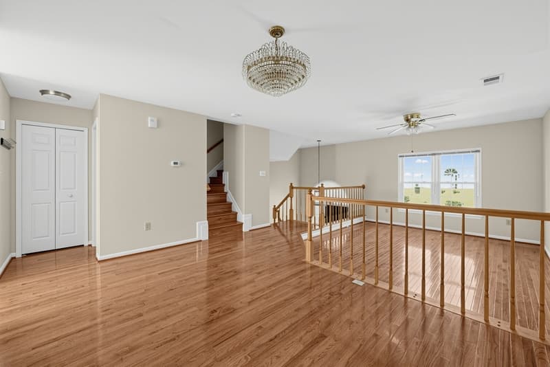 Alexandria House: 7427 Salford Court