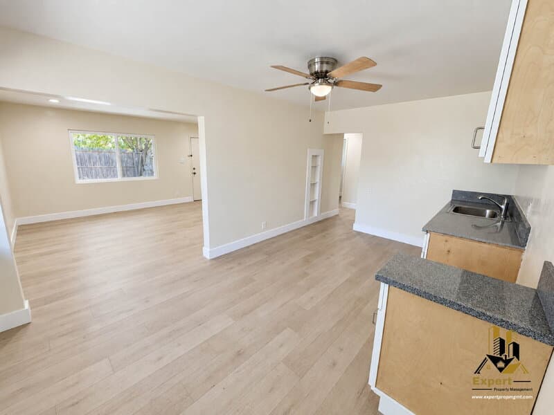 Roseville House: 414 6th Street